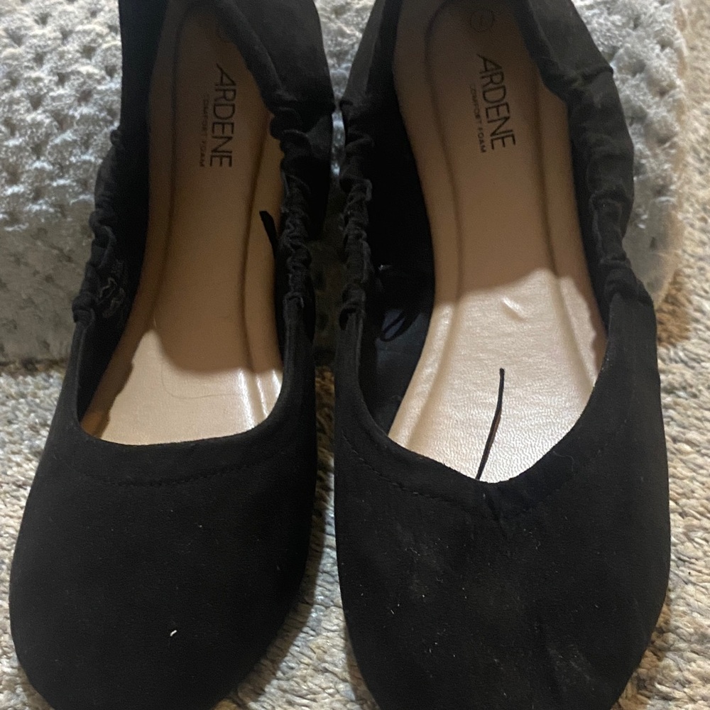 Ardene Black Slip-On Comfort Ballet Flats… barely used!